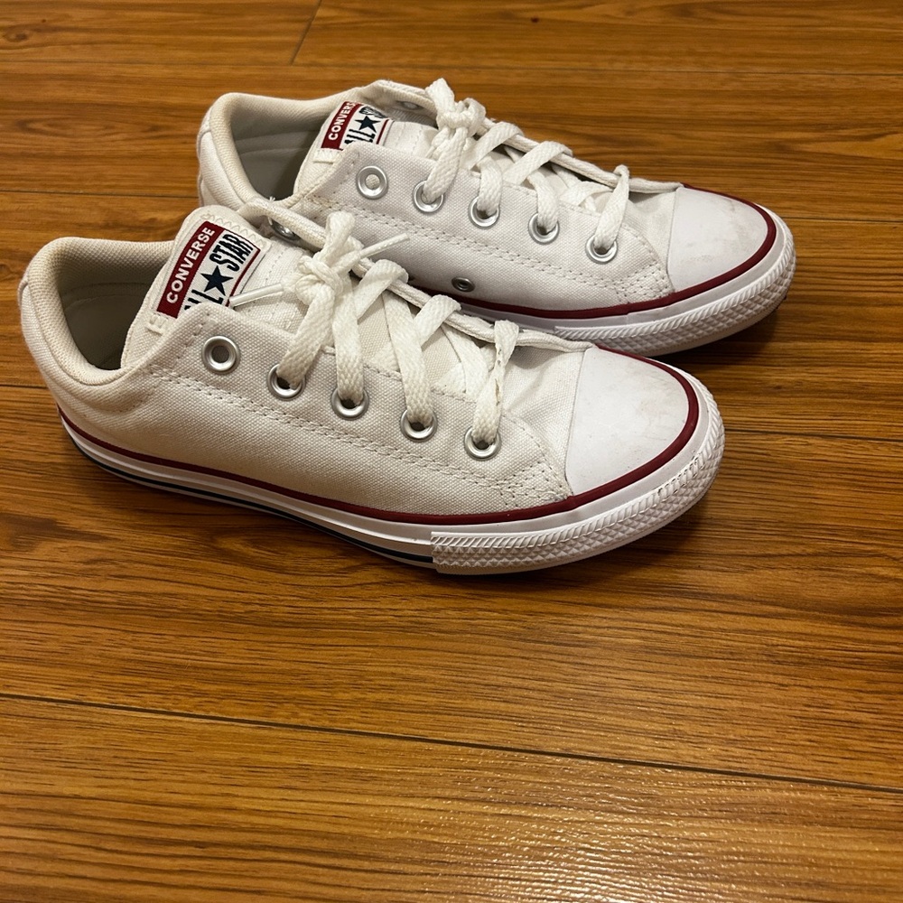 Girls white low converse sneakers